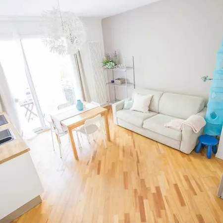 Sirena Apartment *