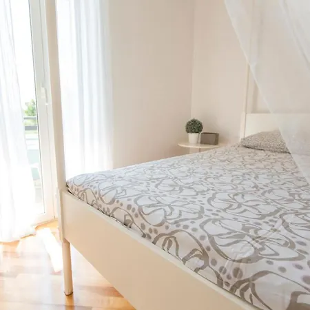 Apartment Sirena *