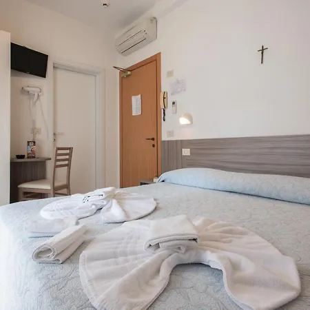 La Plata - Con Piscina Riccione