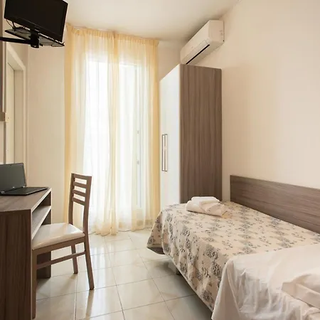Hotel La Plata - Con Piscina Riccione