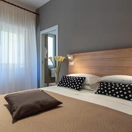 Mocambo Hotel 3*