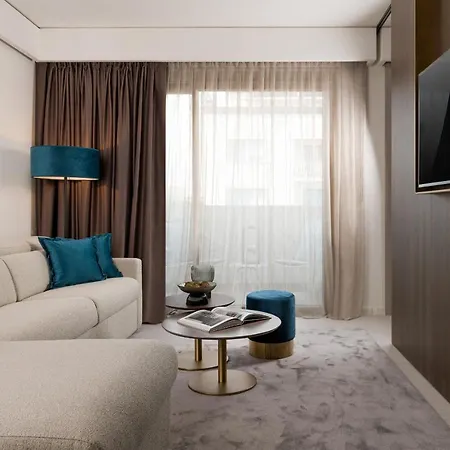 We Me Hotel 4*