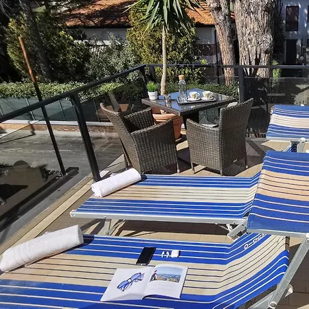 Hotel Bellini 2*