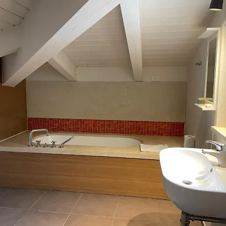 Aparthotel Ceccarini 2*