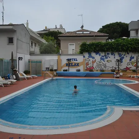 Relax Hotel