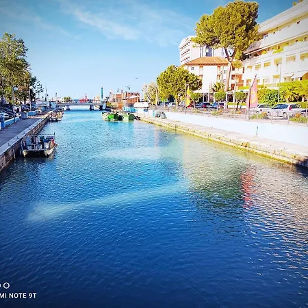 Garisenda -b&b&brunch In Centro A Riccione- 3*