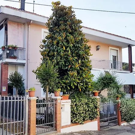 Casarava Sul Parco 2 *