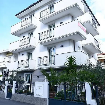 Appart hôtel Marlin 2*