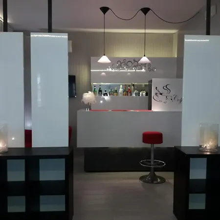 Condor - Con Piscina 2* Riccione