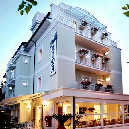Aida Hotel 2*