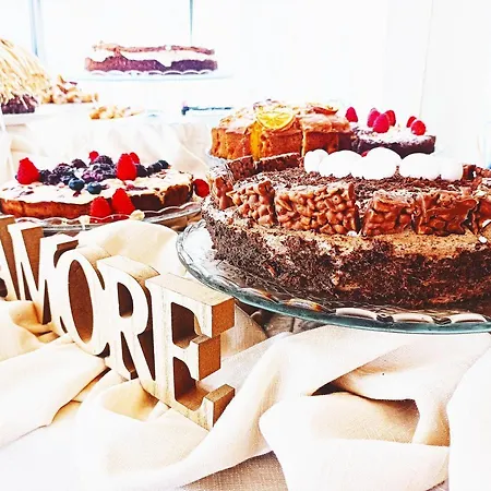 Hotel Garisenda -b&b&brunch In Centro A Riccione-