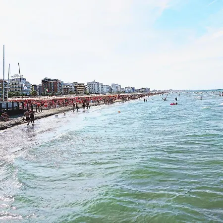 Hotel Garisenda -b&b&brunch In Centro A Riccione- Riccione