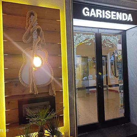 Garisenda -b&b&brunch In Centro A Riccione- 3*