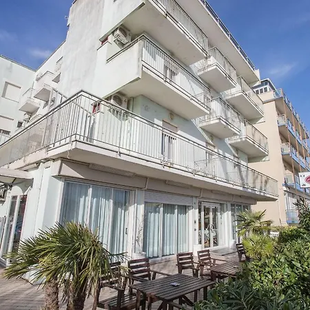 Nizza - Nuova Gestione Hotel 2*