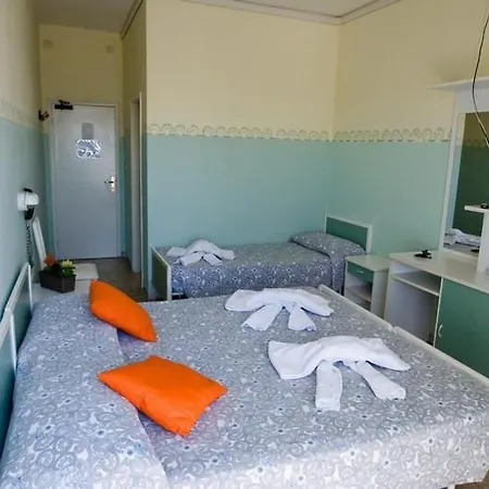 Hotel Viscount 2*
