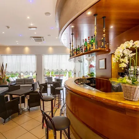 Mocambo Hotel 3*