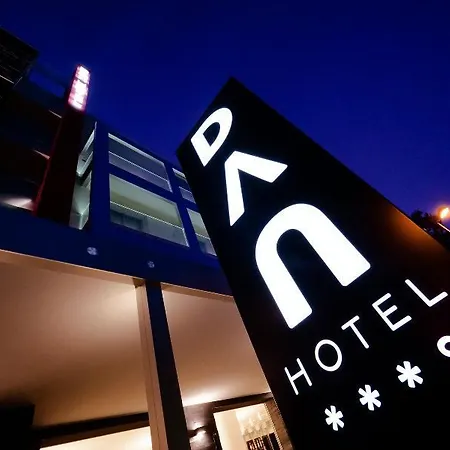 Dan Hotel