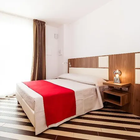 Hotel Dan 3*
