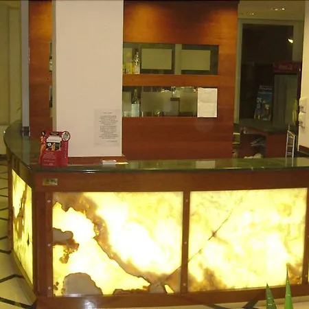 Linda - Family - Nuova Costruzione Antisismica Szálloda Riccione