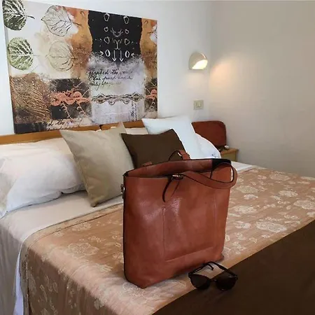 Hotel Lina 3*