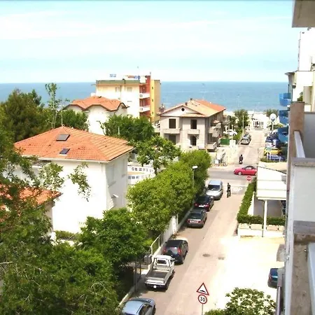 Lina Hotel
