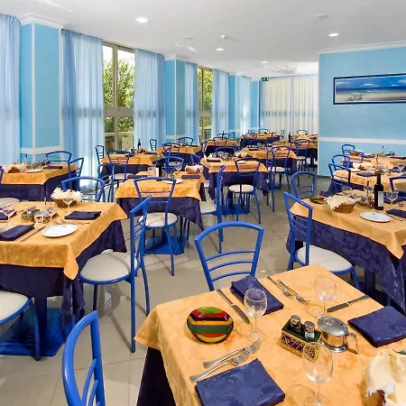 Otel Roby 2*