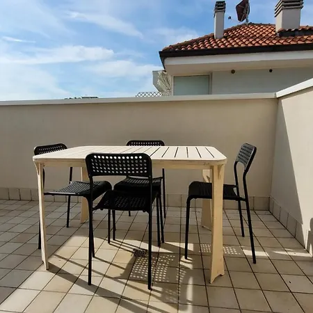Antares Aparthotel