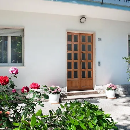 Casa Vacanze Mainardi Con Giardino Apartment Riccione