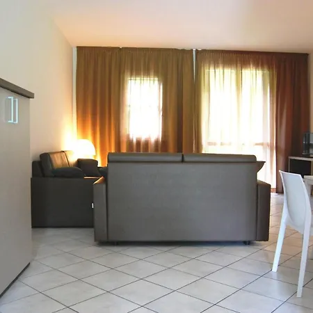 Residenze Al Colle Dei Pini Aparthotel Riccione