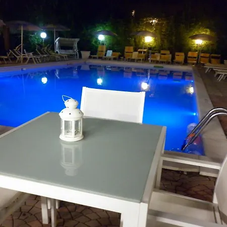 Tre Rose Hotel