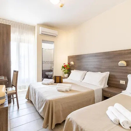 Edelweiss Hotel 3*