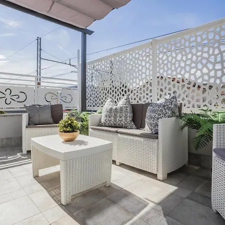 Apartment New - Al Mare - Terrazzo - Free Parking - *