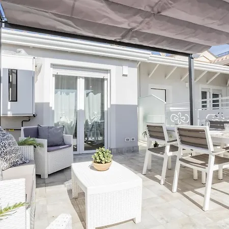 New - Al Mare - Terrazzo - Free Parking - Riccione