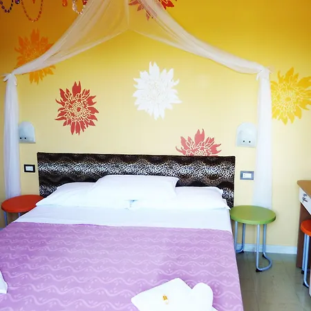 Hotel - Enjoy Your Summer - Con Parco Acquatico Incluso Riccione