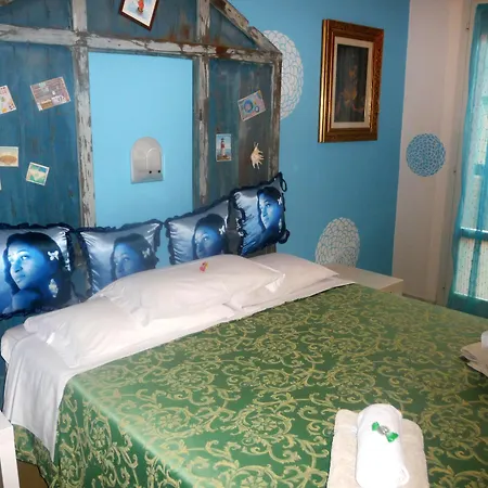 Hotel - Enjoy Your Summer - Con Parco Acquatico Incluso Riccione