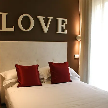 Select & - 4* Riccione