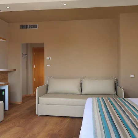 Concord Hotel 4*