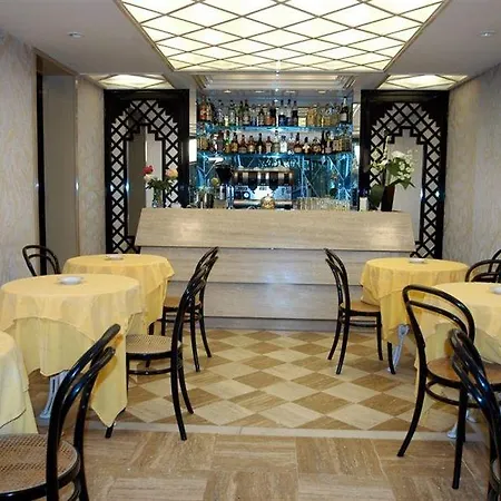 President - Vintage In Centro Hotel 4*