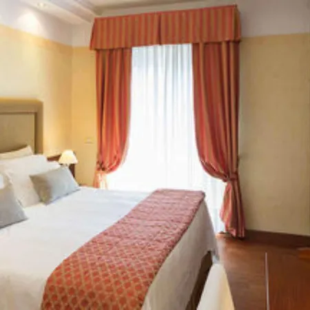 Lungomare Szálloda 4*