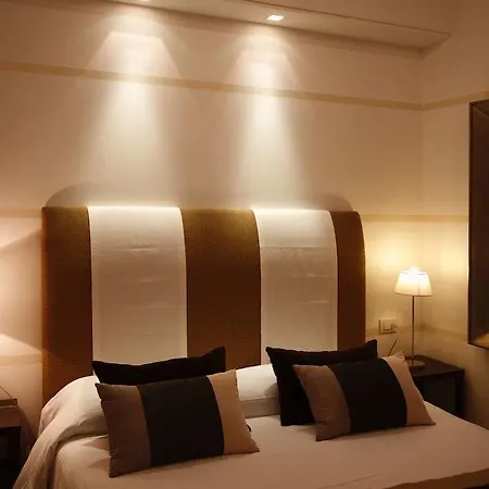 Lungomare Hotel 4*