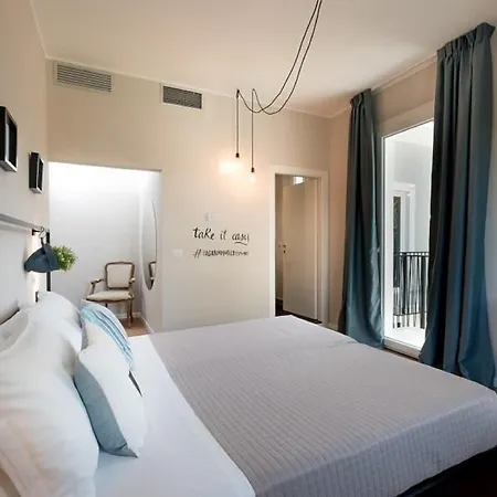 Vagabond Hotel