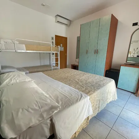 Marina Hotel