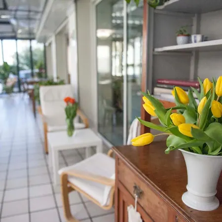 Lina Hotel