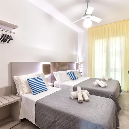 Condor - Con Piscina Hotel Riccione