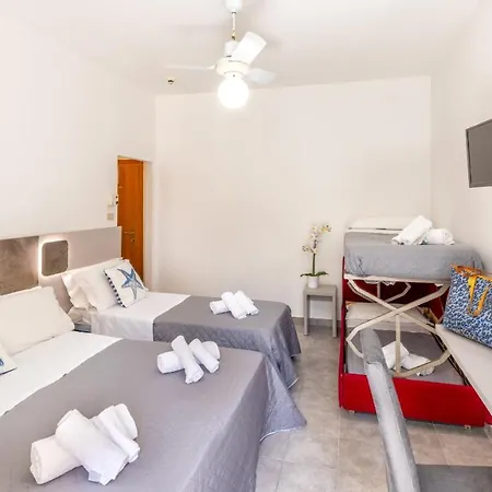 Condor - Con Piscina Hotel