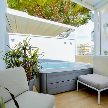 Aparthotel Prime Blue - Con Jacuzzi Privata *