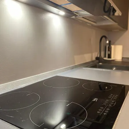 Apartment Cortemaggiore 4d Luxury-flexrent Abissinia