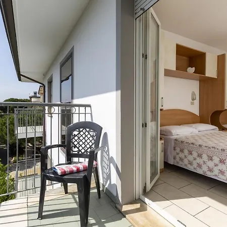Hotel Luana 2*