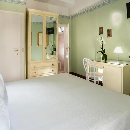 Hotel Admiral - On The 3*