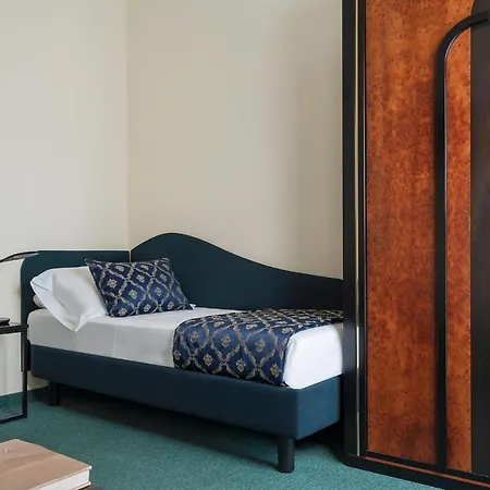Stella Hotel 3*